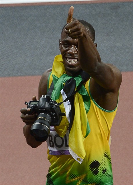 pb-120809-usain-bolt-camera-4.photoblog900.jpg