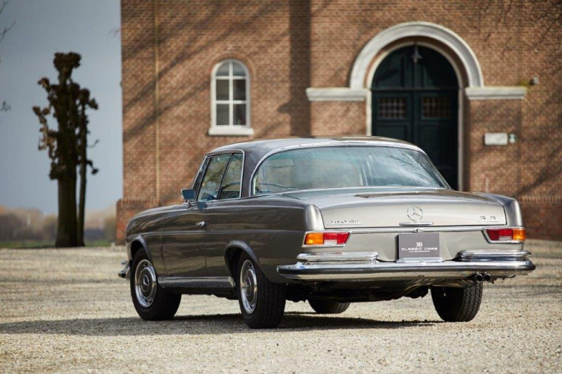 JB-Classic-Cars-Mercedes-280-SE-54.jpg