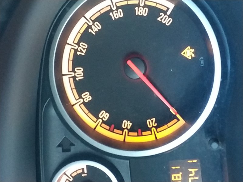 Lampica na komandnoj tabli